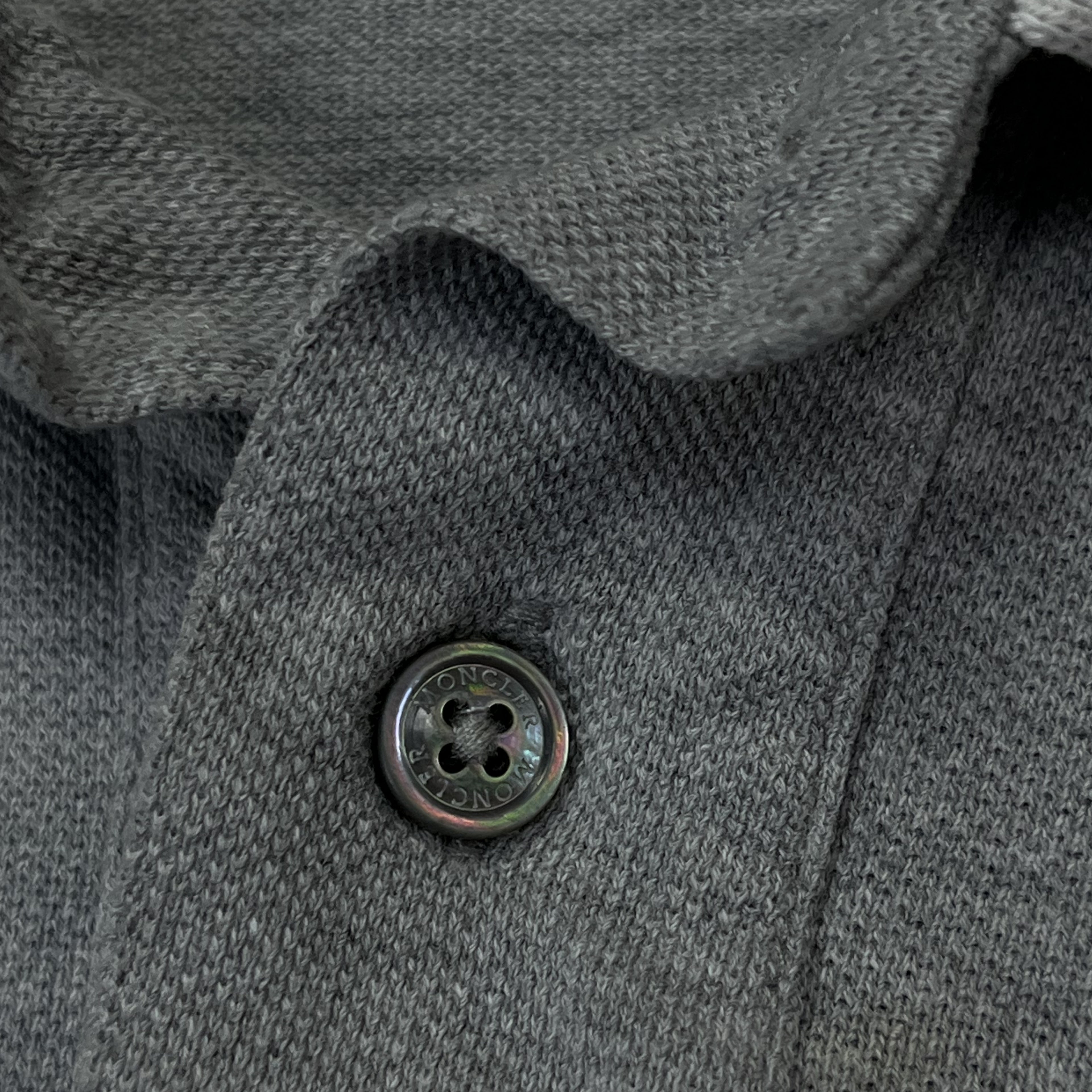 Moncler Contrast Collar Polo – Heather Grey