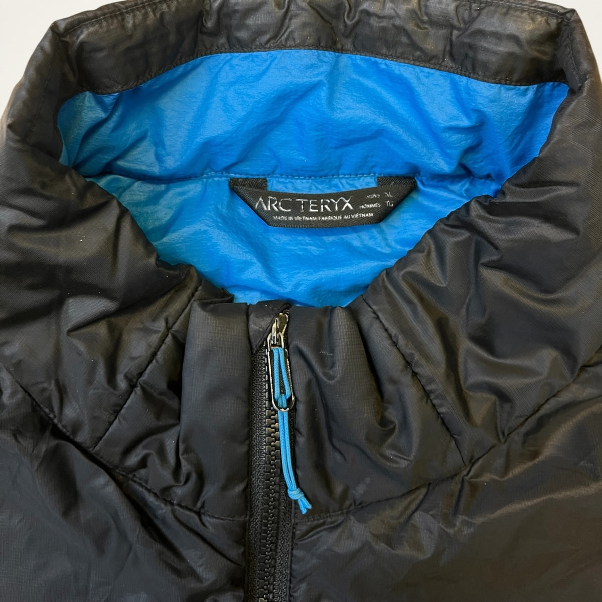 Arc'teryx Insulated Jacket (Navy)