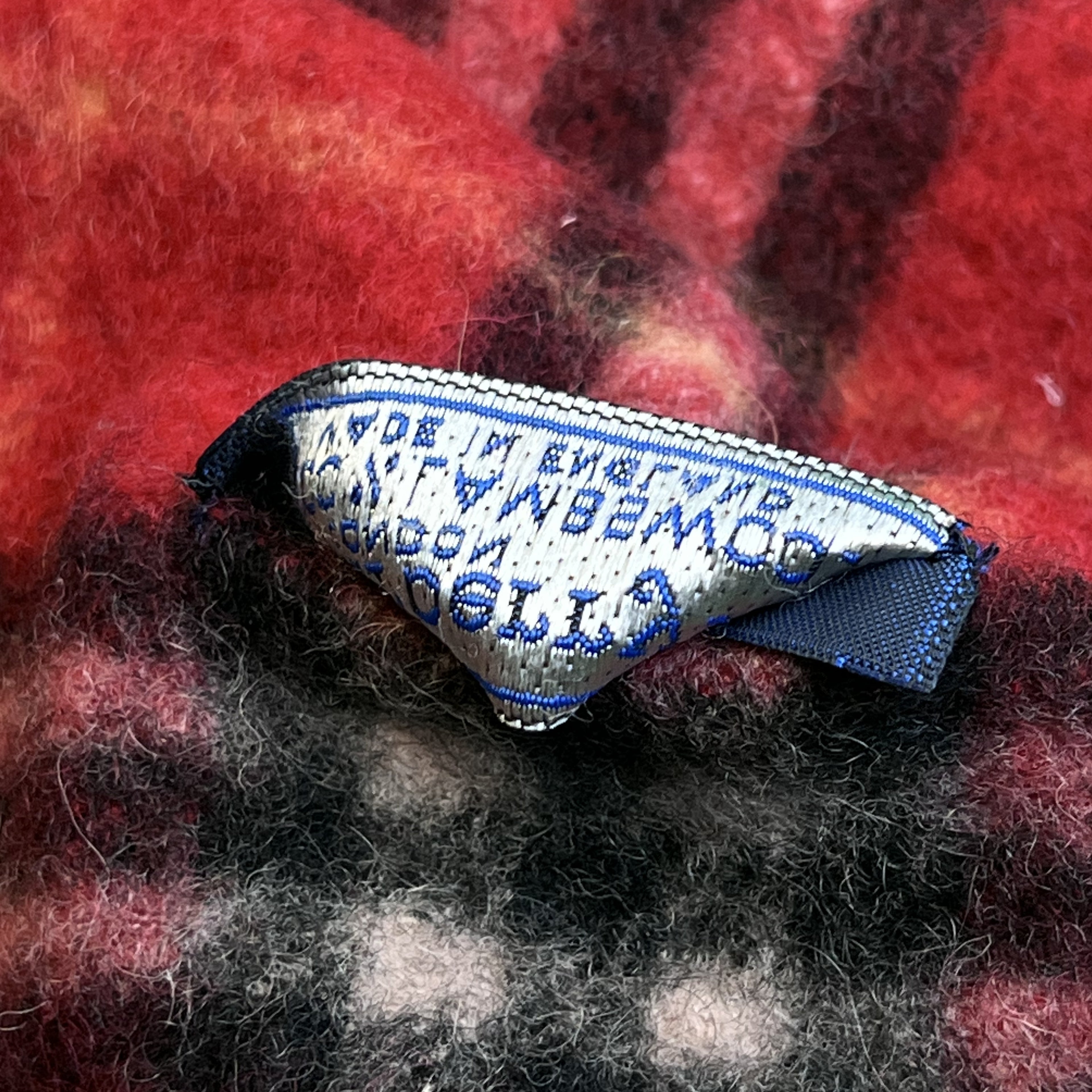 Burberry červená kostkovaná šála