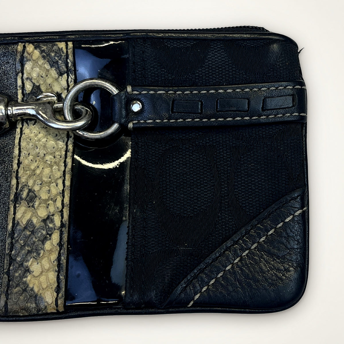 Coach Signature Wristlet Pouch (Black)