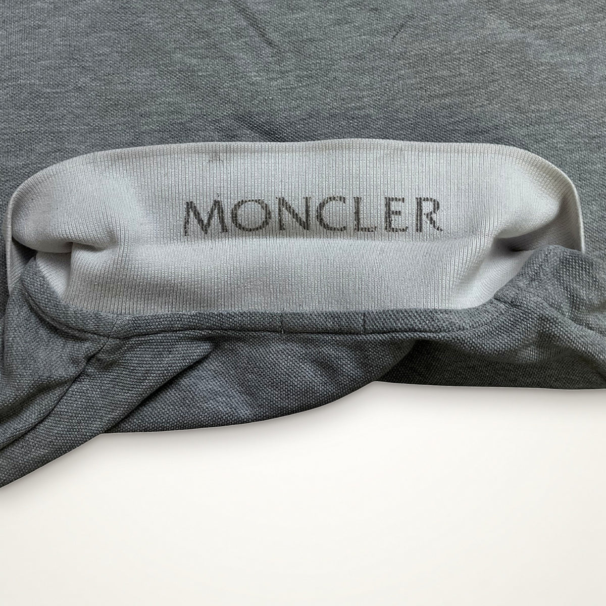 Moncler Contrast Collar Polo – Heather Grey