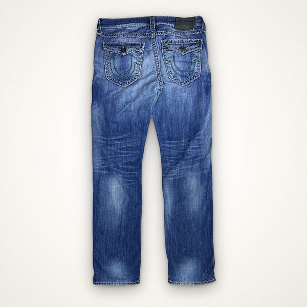 TRUE RELIGION STRAIGHT – LIGHT WASH GREEN STITCH