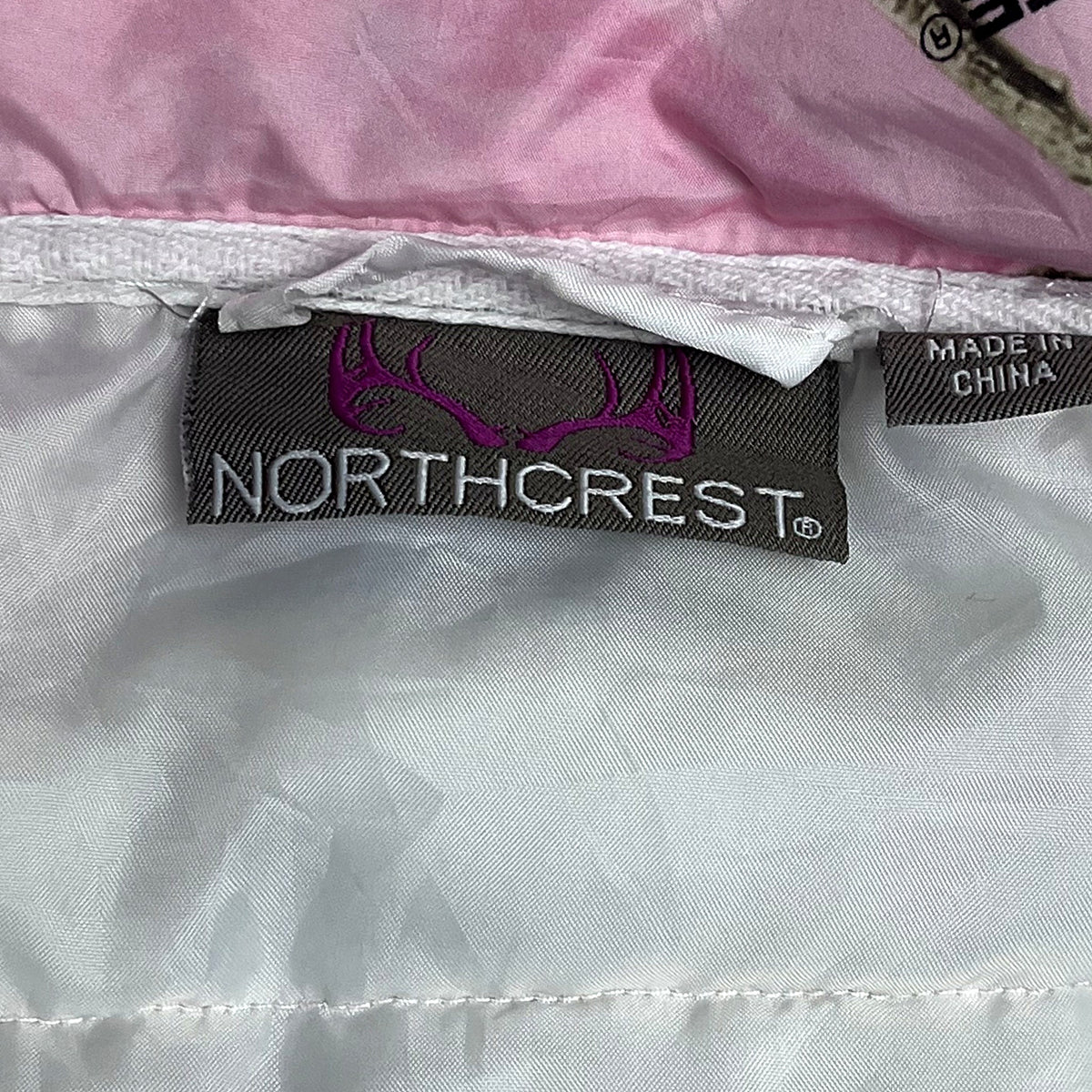 WOMEN’S HOODED JACKET